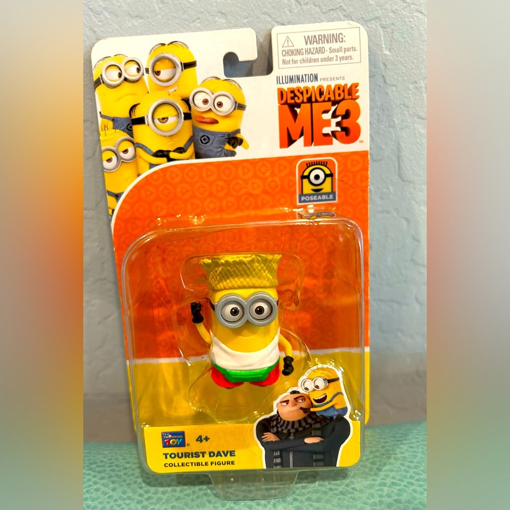 Despicable Me 3 Tourist Dave Collectible Figure